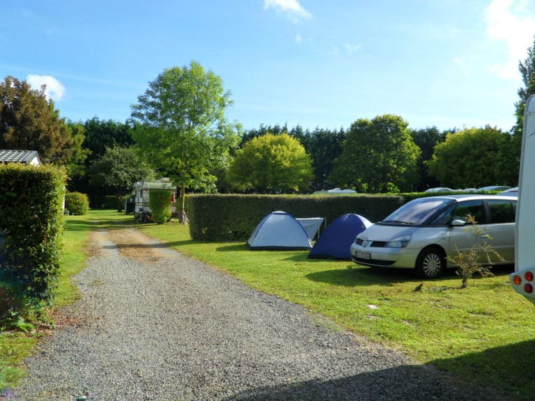 Emplacement confort camping Saint Malo