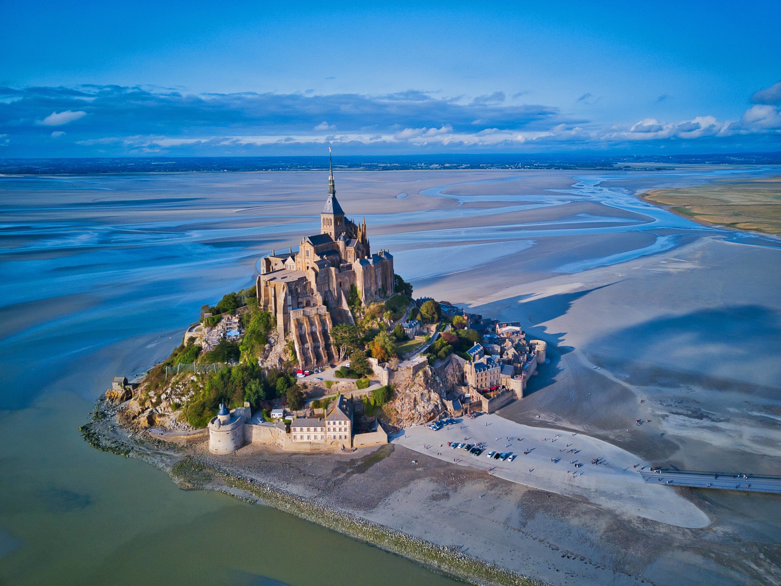 Le Mont-Saint-Michel et sa baie, à 10 minutes du Camping Les Couesnons